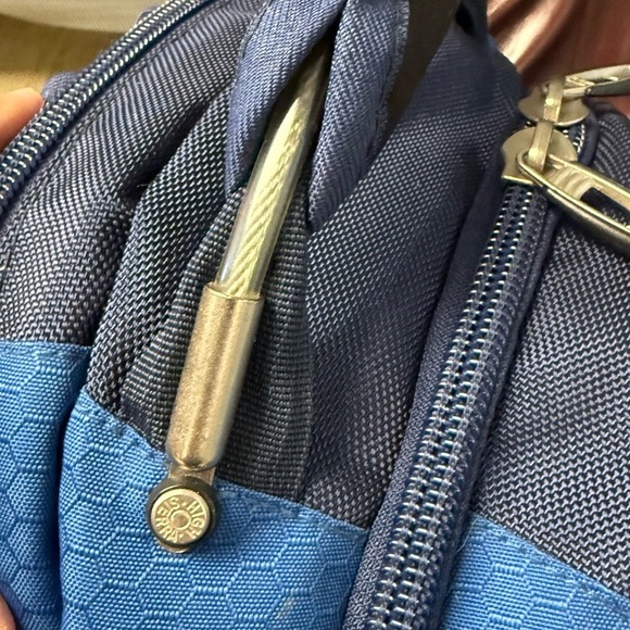 High Sierra Elite Backpack Airflow Cooled Back Suspension Strap Navy Blue - Picture 6 of 10